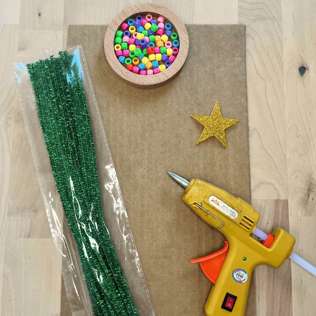 Materiales necesarios para elaborar el juego navideño